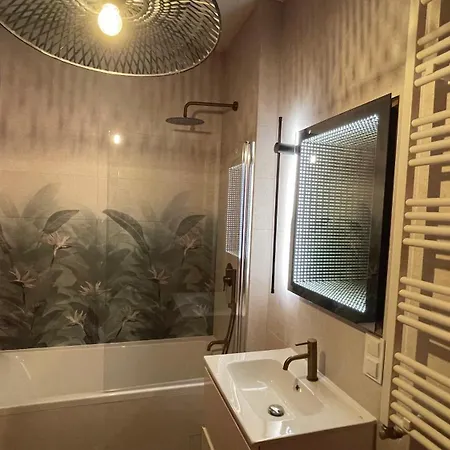 Apartment Sky Wieza Jezyce-widok, Komfort, Parking-apc Poznan